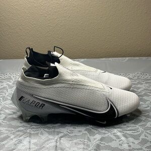 Nike Vapor Edge 360 Elite Black & White Football Cleats Size 9.5